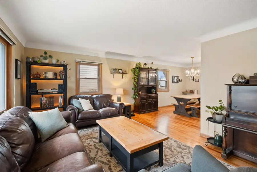 3828 Lindlavista Way, Des Moines, IA 50310 - Image #3