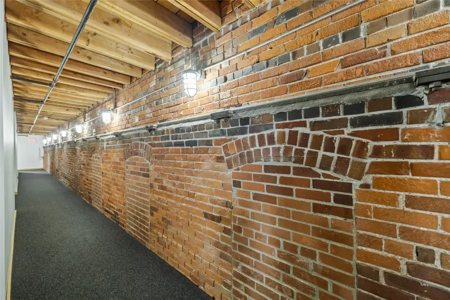 301 E Court Avenue #203, Des Moines, IA 50309 - Image #2