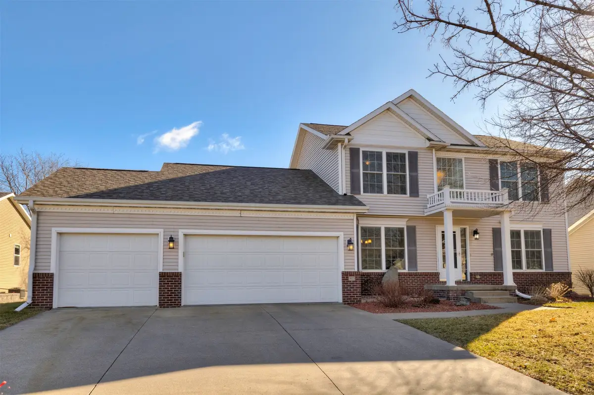 3625 Brook Run Drive, Des Moines, IA 50317 - Image #1