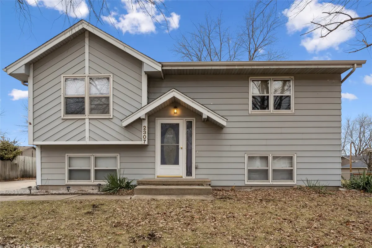 2307 3rd Street Sw, Altoona, IA 50009 - Image #1