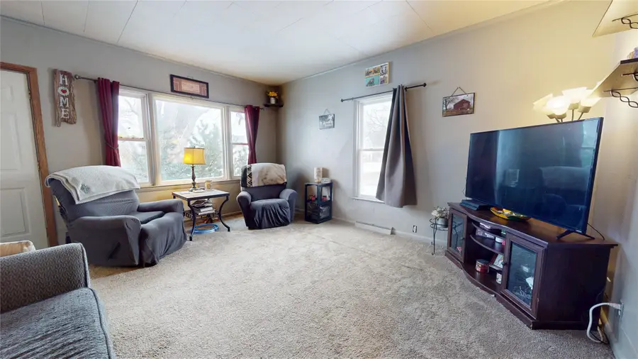 607 W Washington Street, Monroe, IA 50170 - Image #2