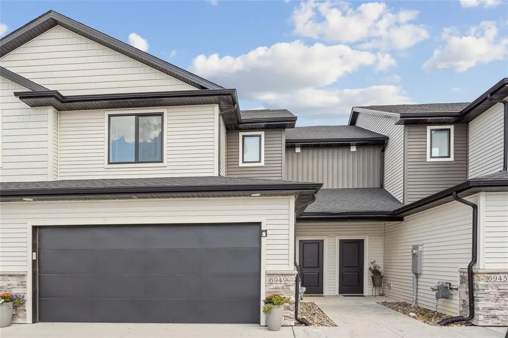 6949 Holly Court, Johnston, IA 50131 - Image #1