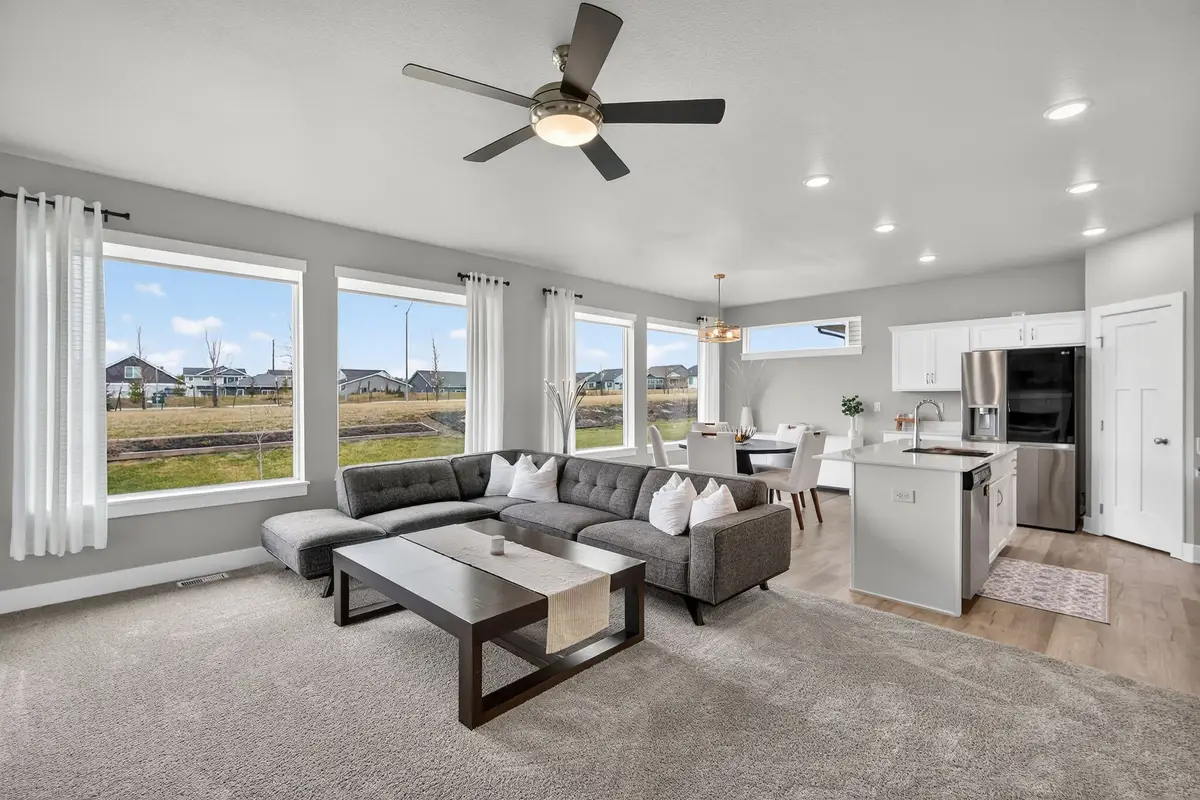 15227 Deerview Drive, Urbandale, IA 50323 - Image #1