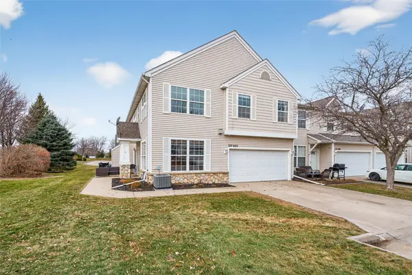 277 S 79th Street #605, West Des Moines, IA 50266