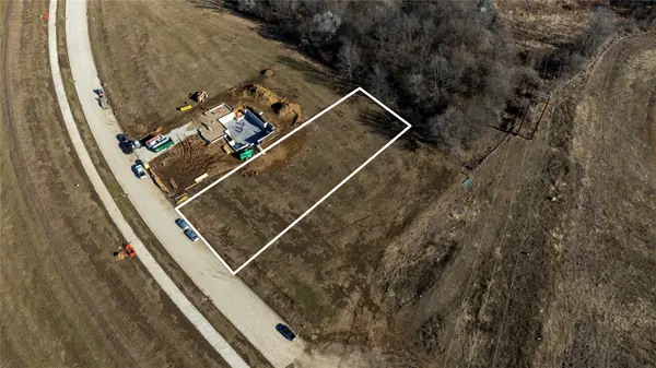 1472 S 81st Street, West Des Moines, IA 50266