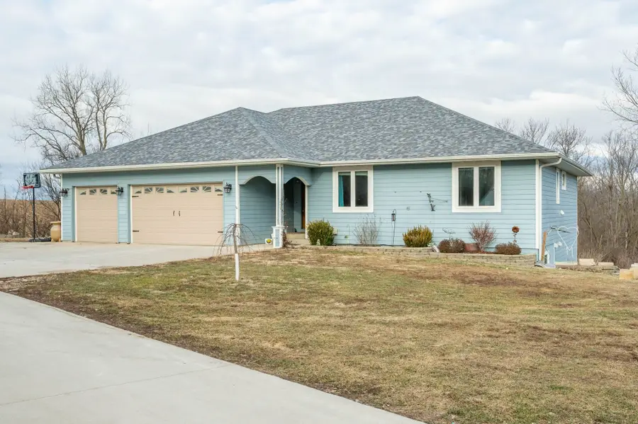 9612 Fairfax Trail, Indianola, IA 50125 - Image #2