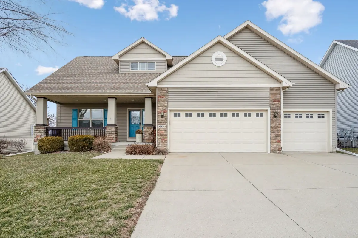 4900 Andrews Place, Pleasant Hill, IA 50327 - Image #1