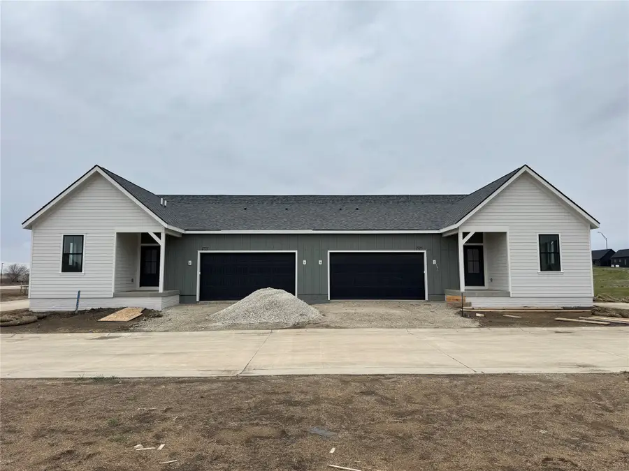 1715 Homestead Lane, Cumming, IA 50061 - #2