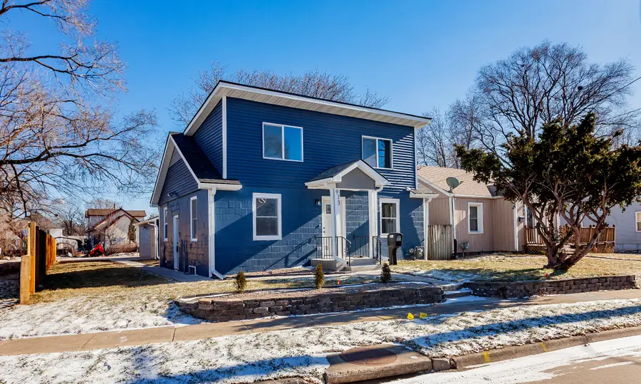 913 E 23rd Street, Des Moines, IA 50317 - Image #2