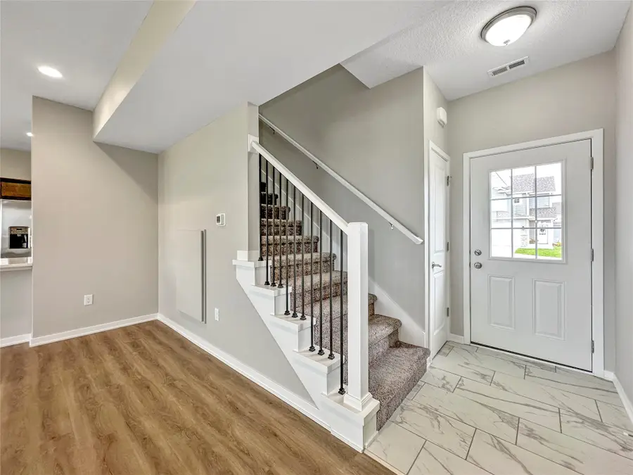 7000 Lake Ridge Avenue #3, Des Moines, IA 50320 - Image #3