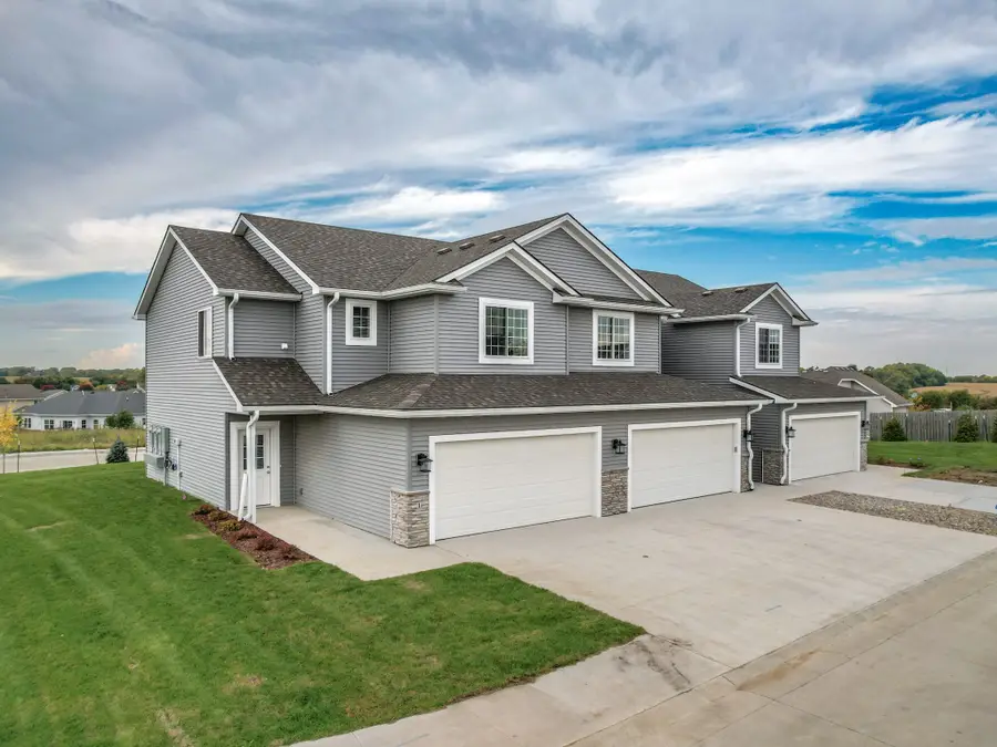 7000 Lake Ridge Avenue #1, Des Moines, IA 50320 - Image #2