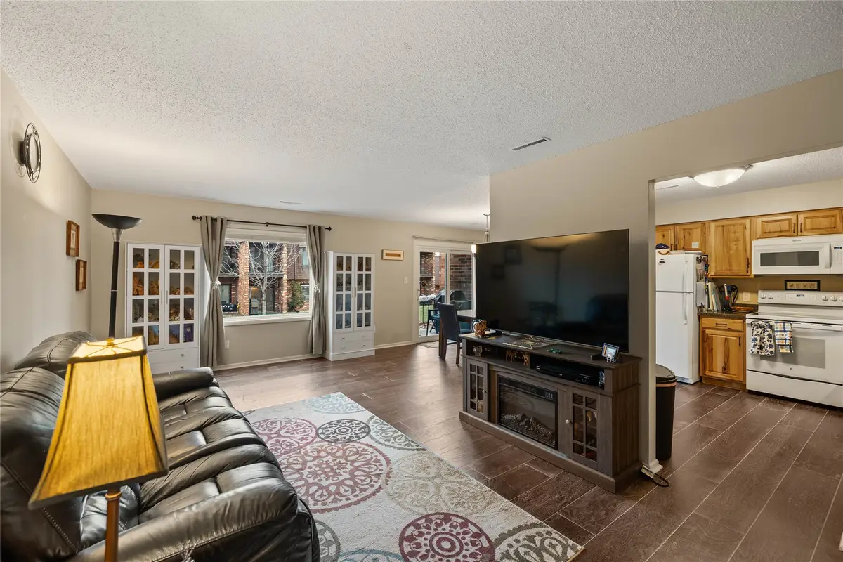 4773 Woodland Avenue #5, West Des Moines, IA 50266 - Image #1