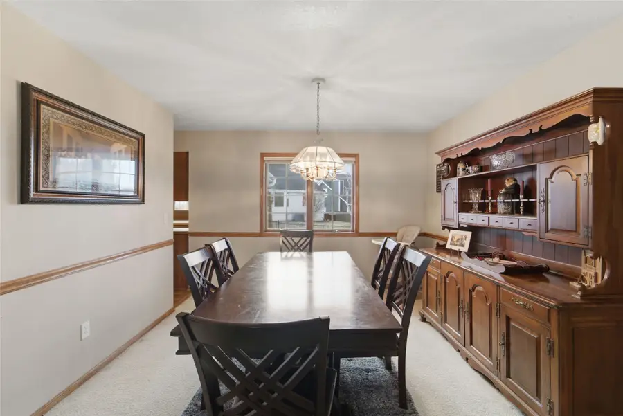 4464 91st Street, Urbandale, IA 50322 - Image #3