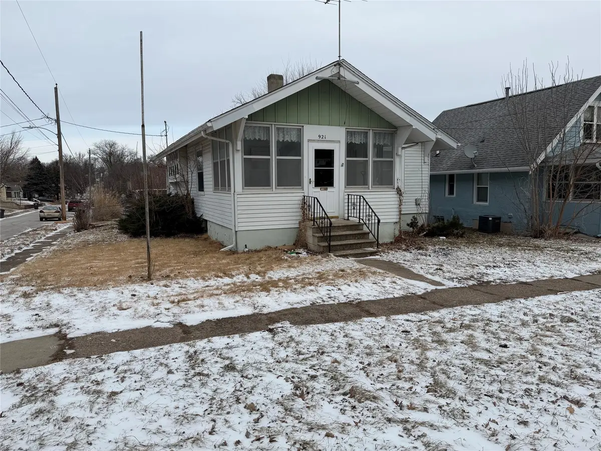 921 Madison Avenue, Des Moines, IA 50313 - Image #1