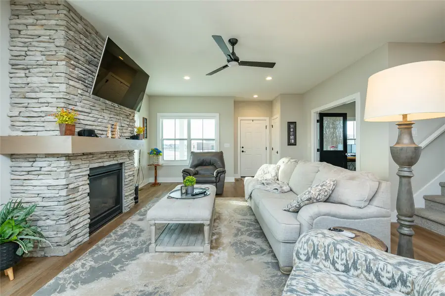 202 SW Prairie Trail Parkway, Ankeny, IA 50023 - Image #2