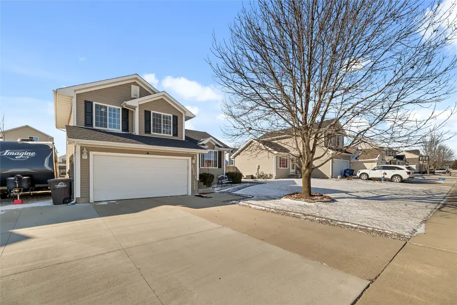 2501 E Luster Lane, Des Moines, IA 50320 - Image #2