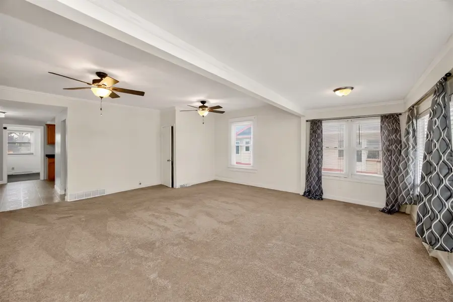 3206 Iola Avenue, Des Moines, IA 50312 - Image #2