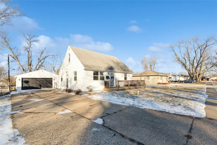118 SW Arlan Drive, Ankeny, IA 50023 - Image #2