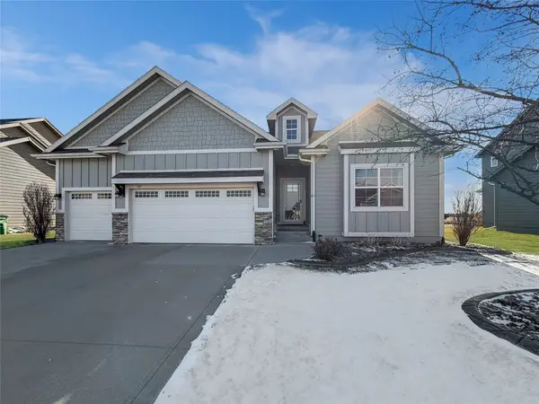 306 35th Street Se, Altoona, IA 50009