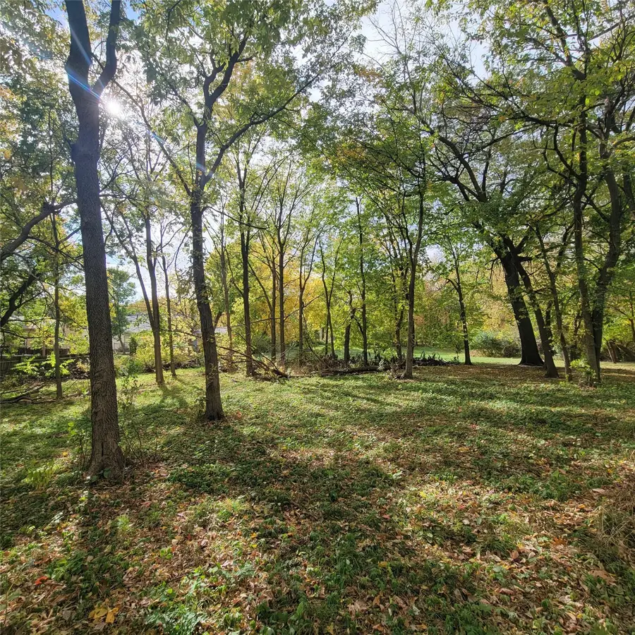 2009-2013 Martin Luther King Jr Parkway, Des Moines, IA 50314 - Image #3