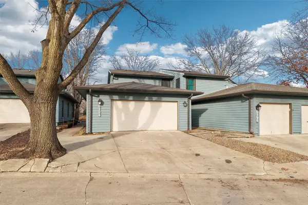 6194 Terrace Drive #3, Johnston, IA 50131