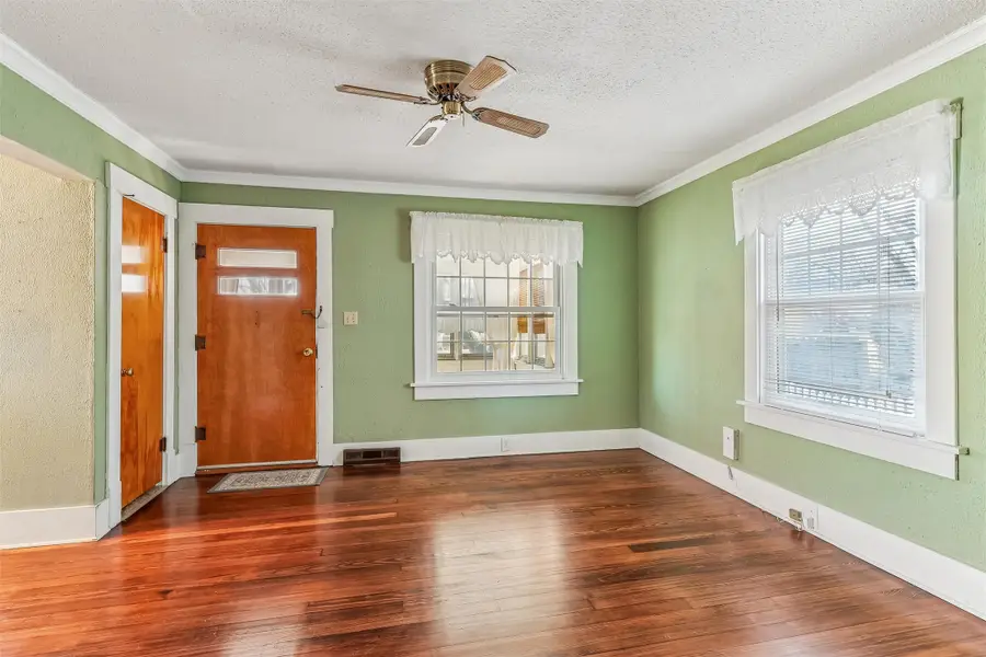 2602 36th Street, Des Moines, IA 50310 - Image #3