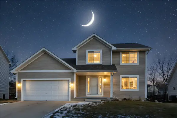 12209 Horton Avenue, Urbandale, IA 50323