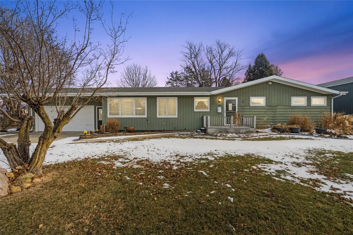 105 S 10th Street, Montezuma, IA 50171 - #1