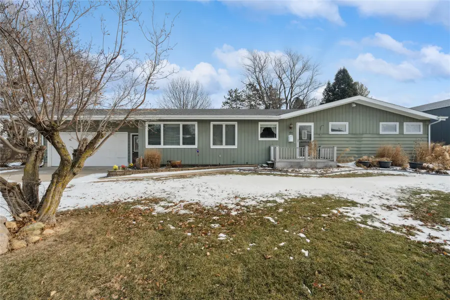 105 S 10th Street, Montezuma, IA 50171 - #2