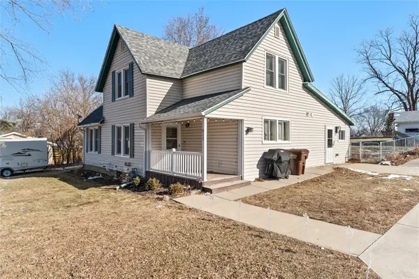 617 Metcalf Street, Maxwell, IA 50161