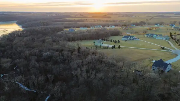 4922 Cedar Lane, Winterset, IA 50273