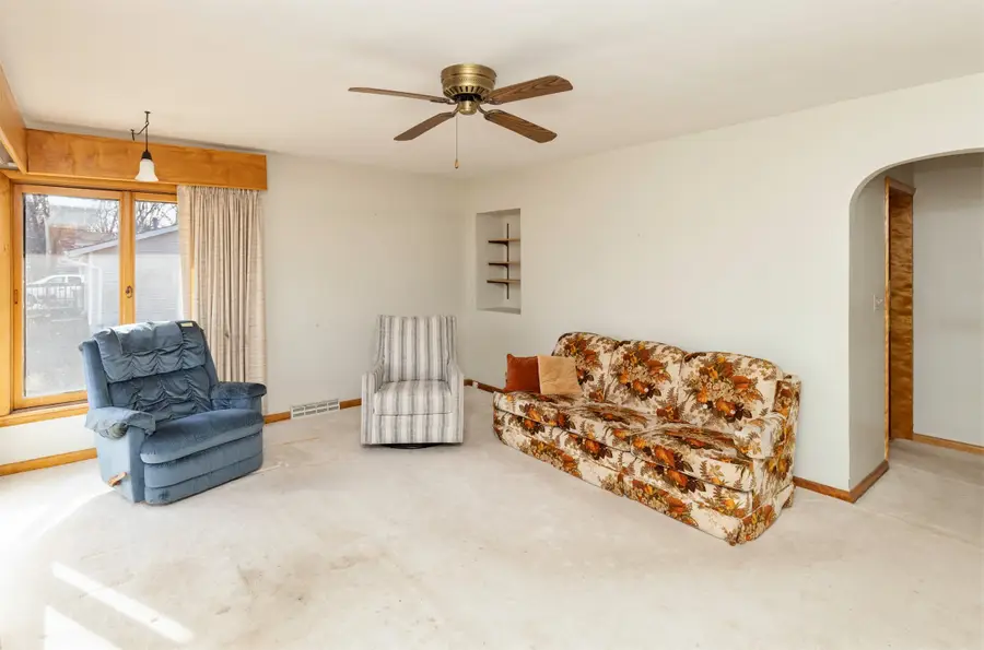 410 N Vine Street, Hartford, IA 50118 - Image #2