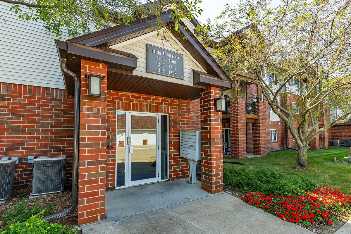 6440 Ep True Parkway #1208, West Des Moines, IA 50266 - Image #1