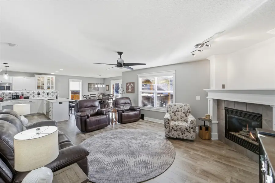 13010 Westbrook Drive, Urbandale, IA 50323 - Image #3