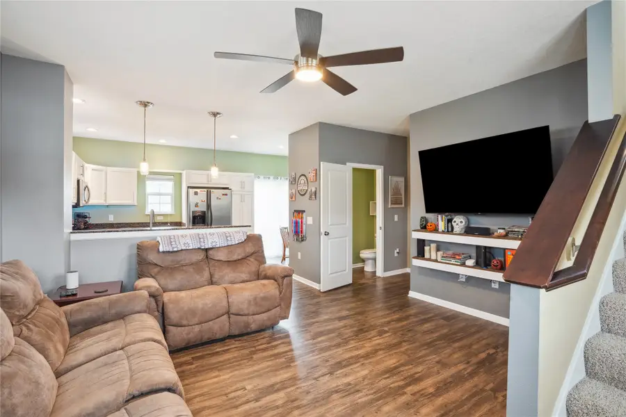 2102 High Street, Des Moines, IA 50312 - Image #2