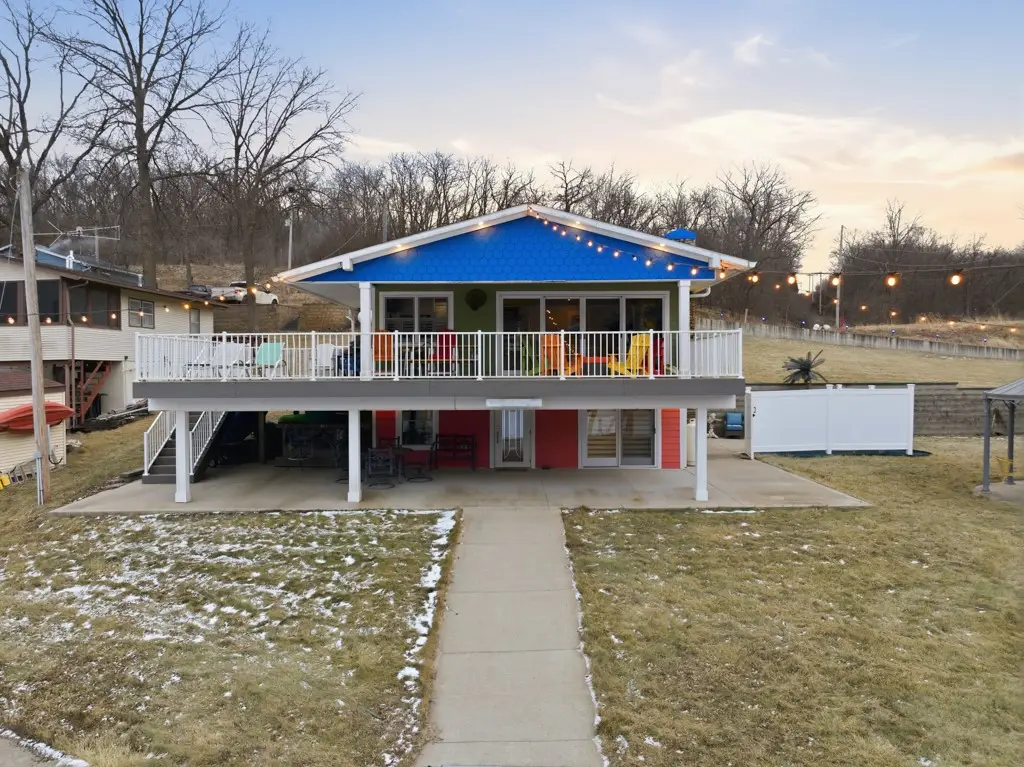 8314 Lakeshore Drive, Dexter, IA 50070 - #1