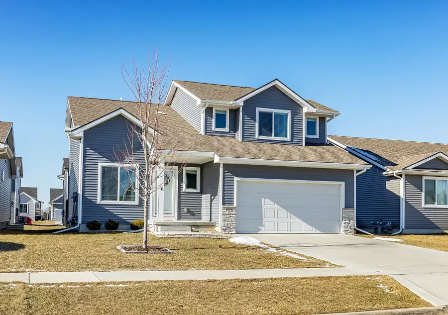 712 NE Whitetail Drive, Ankeny, IA 50021 - Image #2