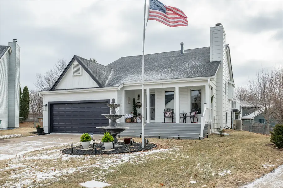 5304 Brookview Drive, West Des Moines, IA 50266 - Image #2