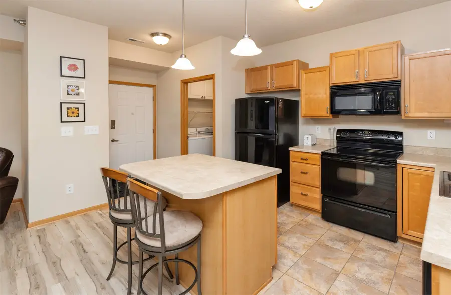 10310 Essex Drive #14, Johnston, IA 50131 - Image #2