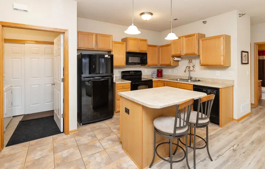 10310 Essex Drive #14, Johnston, IA 50131 - Image #3