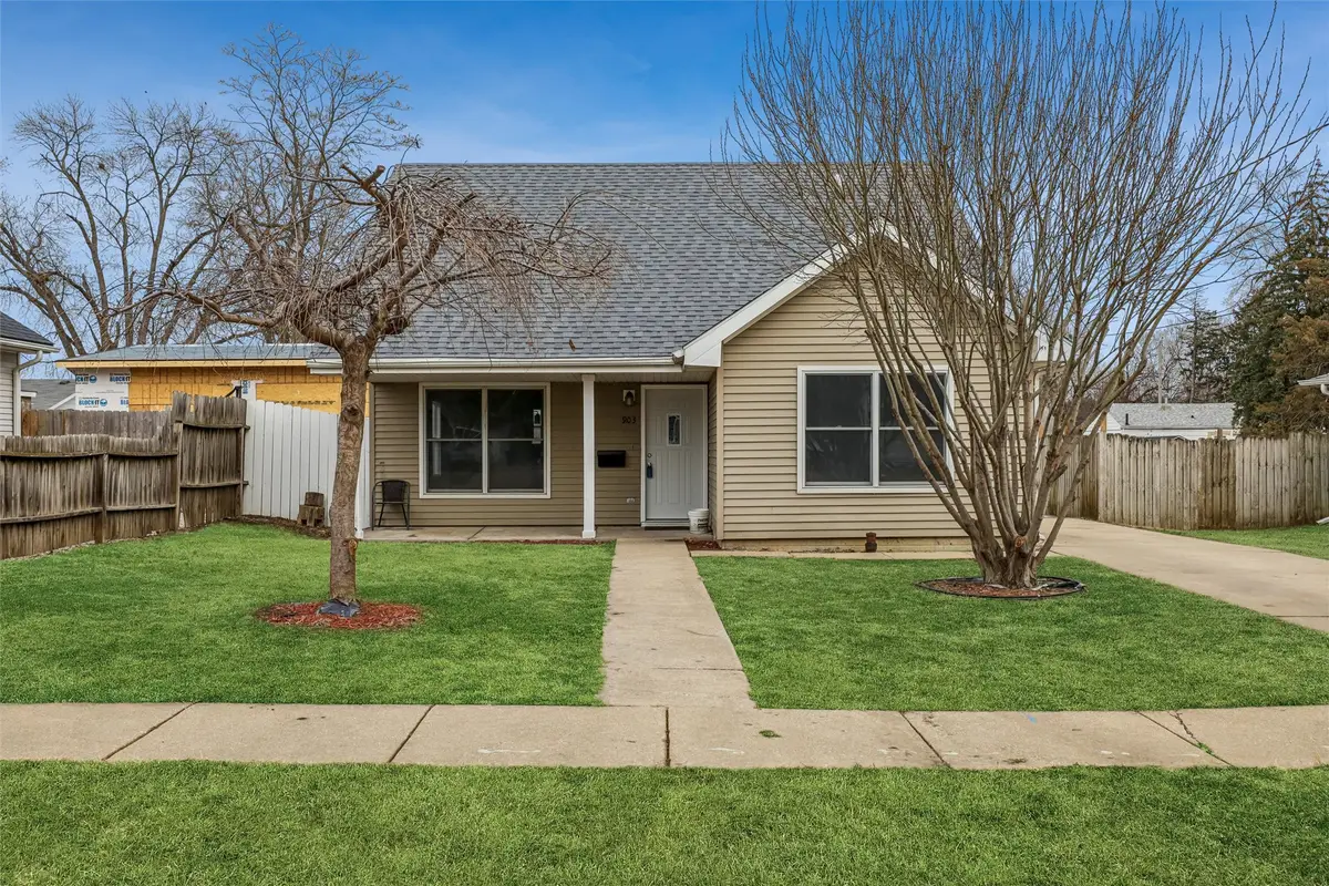 903 E 27th Court, Des Moines, IA 50317 - Image #1