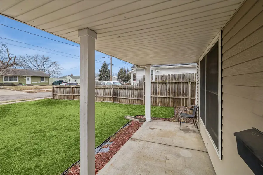 903 E 27th Court, Des Moines, IA 50317 - Image #3