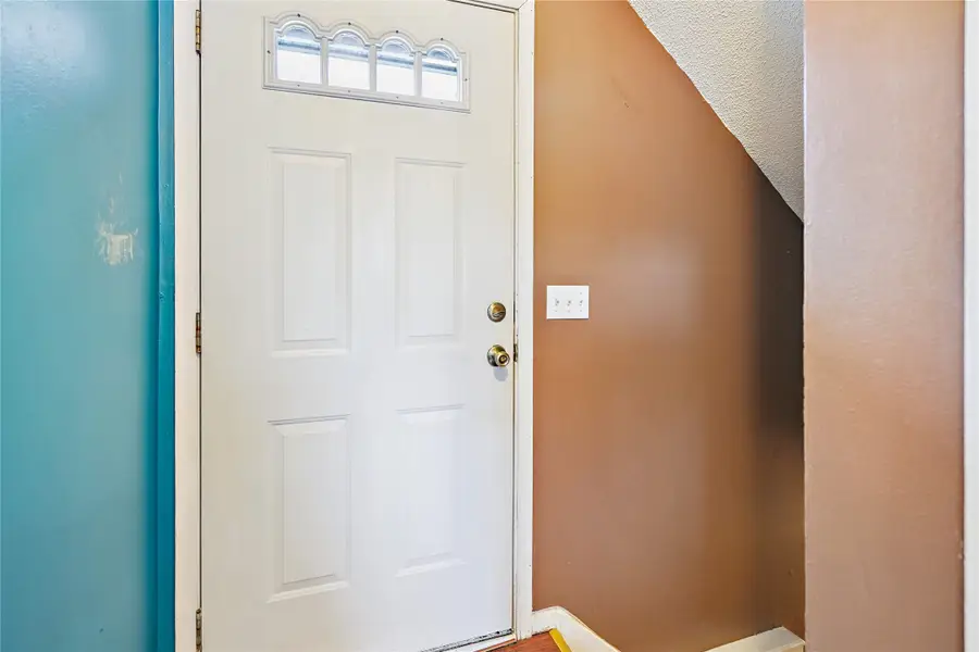 5230 Dakota Drive, West Des Moines, IA 50265 - Image #3