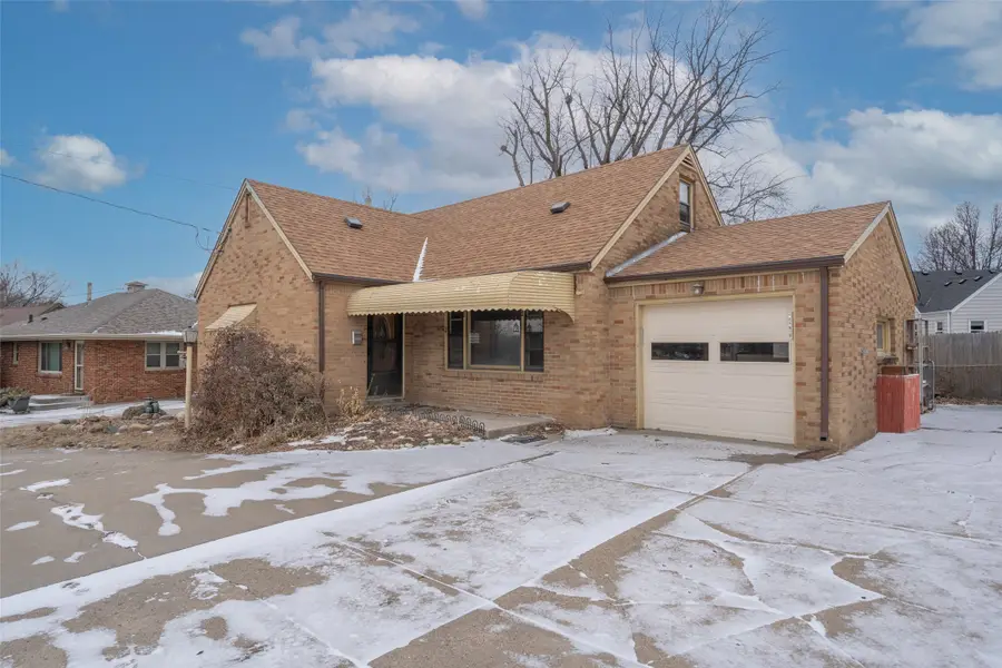 1705 Grand Avenue, West Des Moines, IA 50265 - Image #2