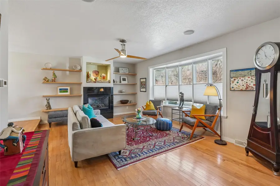 328 58th Place, Des Moines, IA 50312 - Image #3