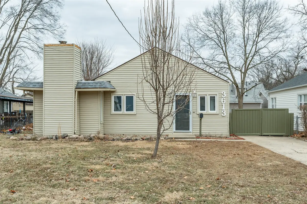 3613 53rd Street, Des Moines, IA 50310 - Image #1