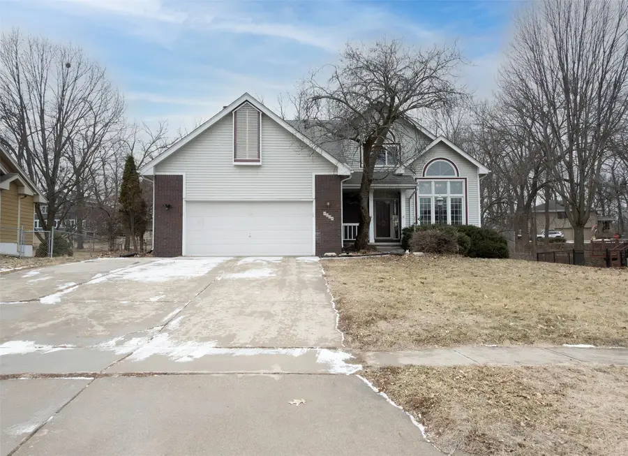 4224 SW 27th Street, Des Moines, IA 50321 - Image #2