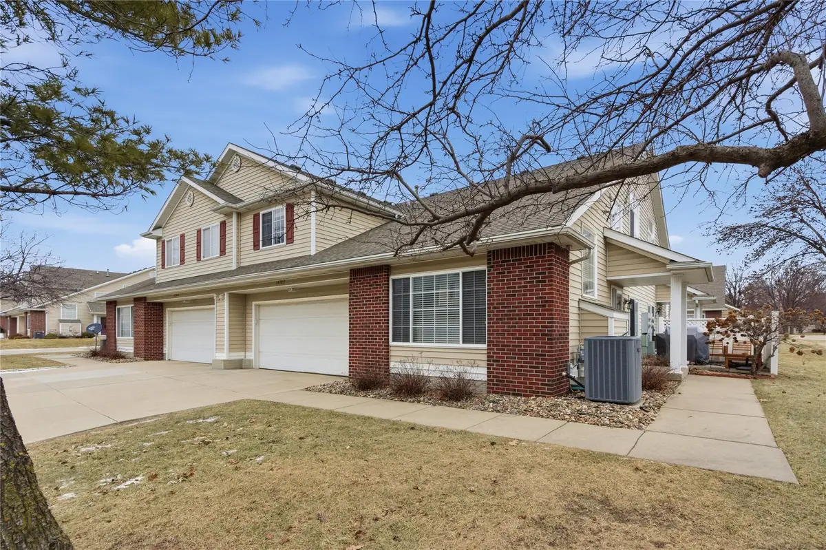 5410 Longview Court #3, Johnston, IA 50131 - Image #1