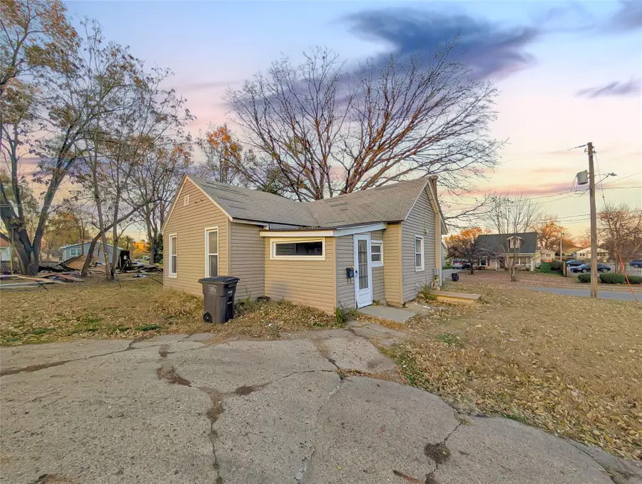 810 SE 10th Street, Des Moines, IA 50309 - Image #3