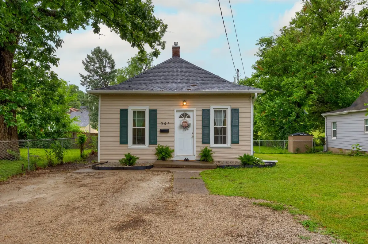 951 28th Street, Des Moines, IA 50312 - Image #1